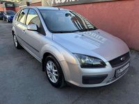 Gebraucht Ford Focus Fun X 101 PS (74 kW) 2007 Polarsilber metallic Limousine