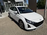 Gebraucht Hyundai i20 Trend 101 PS (74 kW) 2025 Atlas white Kleinwagen