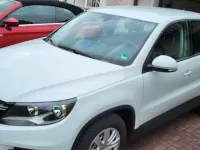 Gebraucht VW Tiguan Trendline 122 PS (89 kW) 2015 Weiß SUV