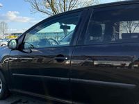 Gebraucht VW Golf V 102 PS (75 kW) 2004 Schwarz Kleinwagen
