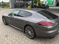 Gebraucht Porsche Panamera 300 PS (220 kW) 2014 Grau Kleinwagen