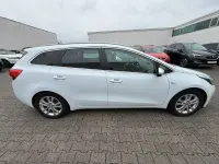Używany Kia Ceed 128 KM (94 kW) 2013 Biały Hatchback