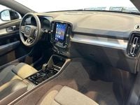 Gebraucht Volvo XC40 Plus 197 PS (144 kW) 2023 Onyx black / metallic SUV