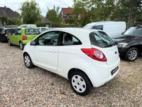 Gebraucht Ford Ka Trend 69 PS (50 kW) 2015 Weiß Kleinwagen