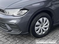 Gebraucht VW Polo Life 80 PS (58 kW) 2023 Rauchgrau (grau) Kleinwagen