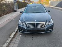 Gebraucht Mercedes E250 205 PS (150 kW) 2010 Limousine