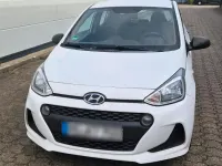Gebraucht Hyundai i10 69 PS (50 kW) 2015 Weiß Kleinwagen