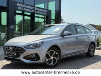 Gebraucht Hyundai i30 Trend 116 PS (85 kW) 2022 Silber Kombi