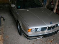 Gebraucht BMW 535 211 PS (155 kW) 1992 Gold Limousine