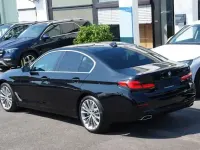 Gebraucht BMW 540 Performance 340 PS (250 kW) 2023 Schwarz ii/bonnet fluid black Limousine