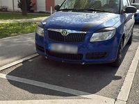 Second-hand Skoda Fabia 70 CP (51 kW) 2009 Albastru Hatchback