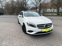 Gebraucht Mercedes A180 122 PS (89 kW) 2013 Weiß Limousine