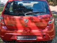 Gebraucht Dacia Sandero 75 PS (55 kW) 2011 Rot Limousine