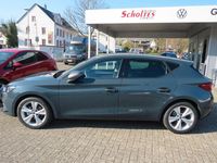 Neu Seat Leon FR 150 PS (110 kW) 2026 Blau Limousine