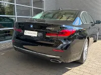 Second-hand BMW 520 Efficient Dynamics 163 CP (119 kW) 2022 Negru Berlinǎ