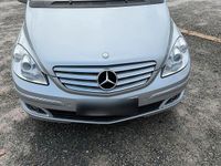Gebraucht Mercedes E200 193 PS (141 kW) 2006 Silber Limousine