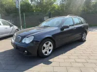 Gebraucht Mercedes C220 150 PS (110 kW) 2004 Tansanitblau  metalliclack Kombi