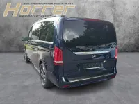 Gebraucht Mercedes V250 Avantgarde 193 PS (141 kW) 2021 Cavansitblau metallic Van / Kleinbus