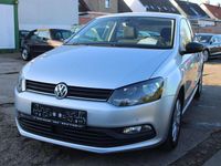 Gebraucht VW Polo Comfortline 75 PS (55 kW) 2017 Blue silk metallic Kleinwagen