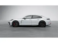 Gebraucht Porsche Panamera 544 PS (400 kW) 2024 Carraraweißmetallic (metallic) Kleinwagen