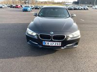 Gebraucht BMW 320 Sport Line 190 PS (139 kW) 2015 Grau Kombi