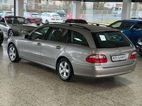 Gebraucht Mercedes E200 163 PS (119 kW) 2005 Silber Kombi