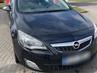 Gebraucht Opel Astra 165 PS (121 kW) 2011 Schwarz Kombi