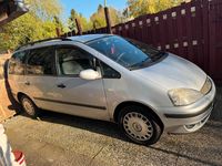 Second-hand Ford Galaxy 131 CP (96 kW) 2004 Argintiu Monovolum