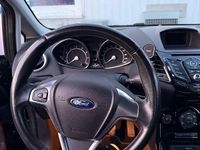 Gebraucht Ford Fiesta SYNC Edition 101 PS (74 kW) 2016 Schwarz Kleinwagen