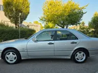 Gebraucht Mercedes C200 136 PS (100 kW) 1999 Silber Limousine