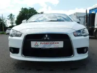 Gebraucht Mitsubishi Lancer Sportback 117 PS (86 kW) 2014 Andenweiß Limousine