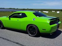 Second-hand Dodge Challenger 568 CP (417 kW) 2009 Verde Coupe