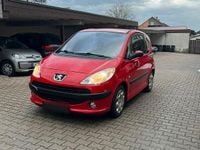 Gebraucht Peugeot 1007 88 PS (64 kW) 2007 Rot Van / Kleinbus