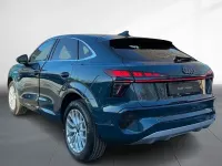 Neu Audi Q3 Sportback Ambiente 150 PS (110 kW) 2026 Blau SUV
