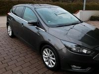Gebraucht Ford Focus Titanium 150 PS (110 kW) 2025 Grau Limousine