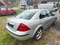 Gebraucht Ford Mondeo 145 PS (106 kW) 2001 Silber Limousine