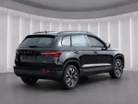 Neu Skoda Karoq Tour 150 PS (110 kW) 2026 Schwarz SUV