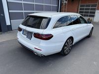 Gebraucht Mercedes E220 194 PS (142 kW) 2016 Kombi