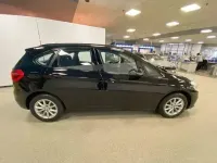 Gebraucht BMW 218 Active Tourer Advantage 150 PS (110 kW) 2017 Schwarz Van / Kleinbus