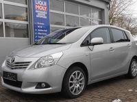 Gebraucht Toyota Verso Life 147 PS (108 kW) 2011 Silber Van / Kleinbus