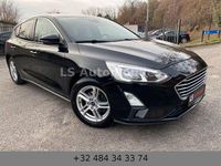 Gebraucht Ford Focus 101 PS (74 kW) 2019 Schwarz Limousine