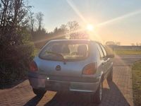 Gebraucht Ford Fiesta 2001 Silber Kleinwagen