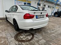 gebraucht BMW 318 i Sport Paket integrierte Display TÜV bis 04.2025