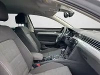 Gebraucht VW Passat Business 200 PS (147 kW) 2022 Mondsteingrau Kombi
