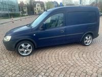 Second-hand Opel Combo 75 CP (55 kW) 2005 Albastru Monovolum