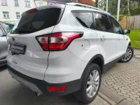 Gebraucht Ford Kuga 150 PS (110 kW) 2019 Weiß SUV