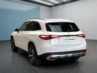 Gebraucht Mercedes GLC300e 313 PS (230 kW) 2024 Weiß SUV