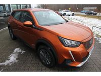 Gebraucht Peugeot e-2008 Active 100 kW (136 PS) 2021 Orange SUV