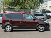 Gebraucht Dacia Dokker Stepway 116 PS (85 kW) 2016 Violett Van / Kleinbus