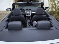 Usata VW Eos 140 CV (102 kW) 2012 Argento Cabrio